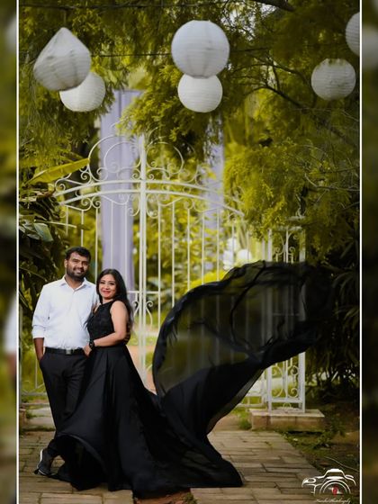 Dee Yashaswini - Occasion Wear Rentals Couple & Pre-Wedding Styles photo 29