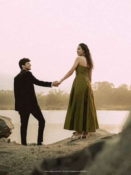 Bangalore Photographers - Pre-Wedding & Couple Photoshoots Earthy Elegance: Lakeside & Nature Shoots photo 27