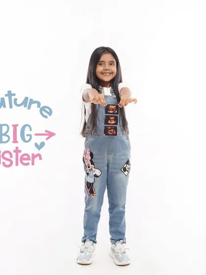 A simple and adorable announcement featuring the "Future Big Sister." The graphic overlay adds a modern, fun touch to the portrait.