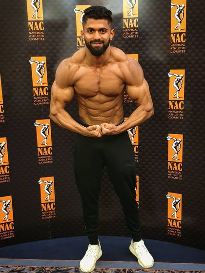 Maruthi Gowda - Personal Training & Bodybuilding Competition Ready: On the Stage photo 4