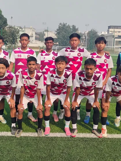 Another pre-match team photo of my U-15 squad.