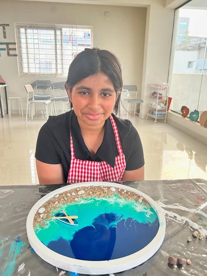 Paint Cafe Studio - Art & Craft Workshops Resin Art: Clocks, Coasters & More photo 99