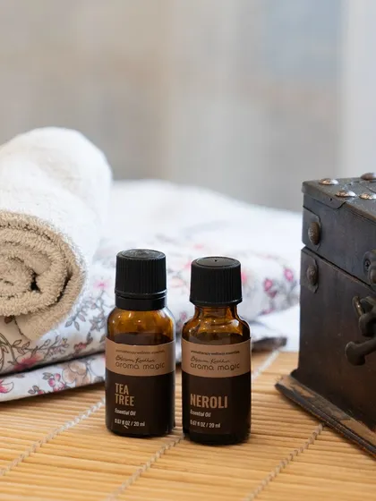 The perfect way to start your week is with a relaxing massage. My spa beds are always ready with essential oils and fresh towels for your treatment.