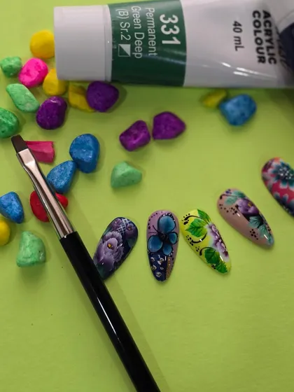 More stunning one-stroke nail art created during my online workshop. Each piece showcases the unique style and personality of the artist.