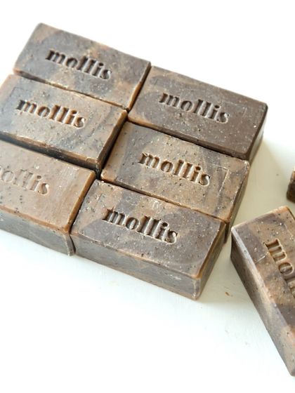 My 'Milano Morning' bars, inspired by crisp Milan mornings and strong espresso. This batch is made with a smoother finish.