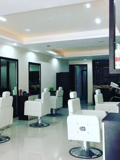 Irshad Saifi - Commercial Interior Design Luxury Salon & Studio Designs photo 12