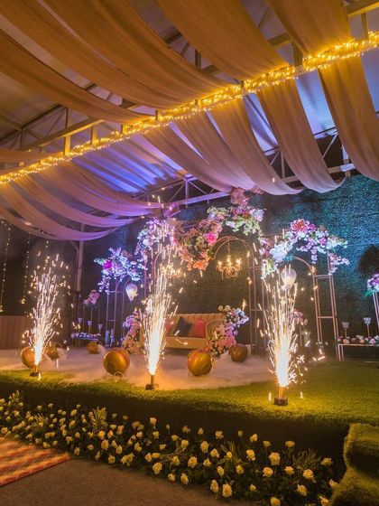 Dream Decor: Stages, Backdrops & Ambiance photo 41