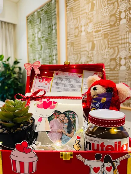 The complete Valentine's trunk, a perfect romantic gesture filled with thoughtful and personalized gifts for her.