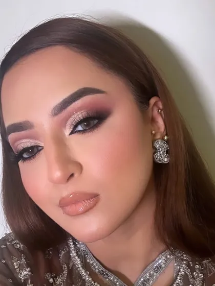 The details matter. This close-up shows an Arabic-inspired eye makeup look with a sharp wing and blended shadows, a style I specialize in for clients wanting a dramatic and captivating effect.