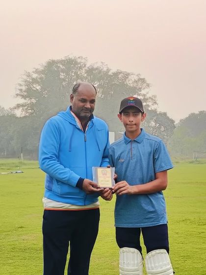 Presenting the Best Batsman award to Abhishek Chahal. Well played, champ.