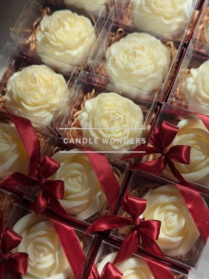 Blooming Creations: Floral & Botanical Candles photo 35