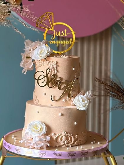 L'amour Sugar - Bespoke & Designer Cakes Wedding & Engagement Spectacles photo 9