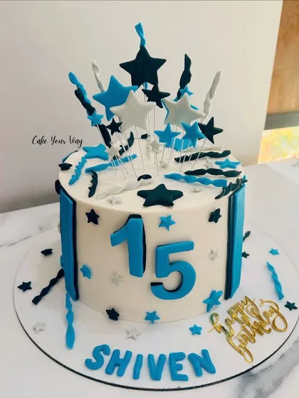 Making a 15th birthday extra special with this explosive star-themed cake.
