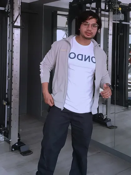 Another look from a gym session. I'm always ready for the next challenge.