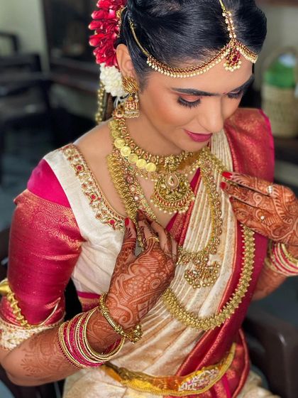 Ganavi Anup - Bridal Makeup Traditional Muhurtham Looks photo 15