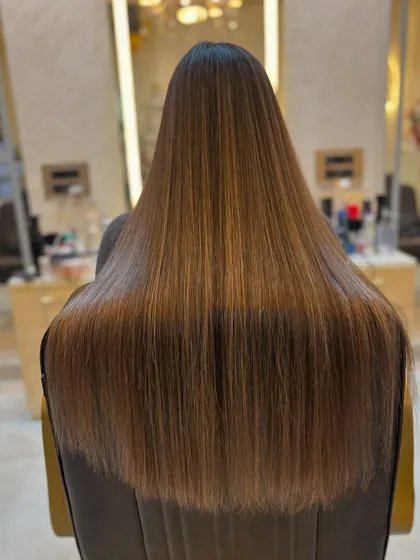 A perfect example of a classic, beautiful caramel brown global colour.