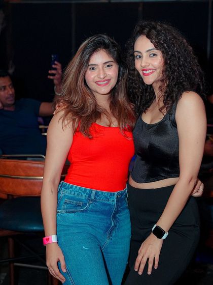 More smiles from the crowd at Bombay Adda. The positive energy is what fuels the entire night.