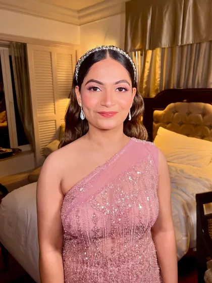 Embracing her inner princess with this pink sangeet look. I focused on creating an enchanted, elegant look with soft pink tones on the eyes and cheeks.