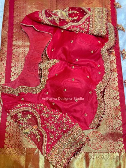 Anthariya by Nidhi Gowda - Ethnic Wear Design & Embroidery Courses Bridal Masterpieces: Aari & Zardozi Embroidery photo 11