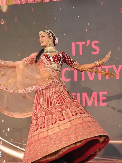 The twirl of the lehenga shows the complete look in its full glory.