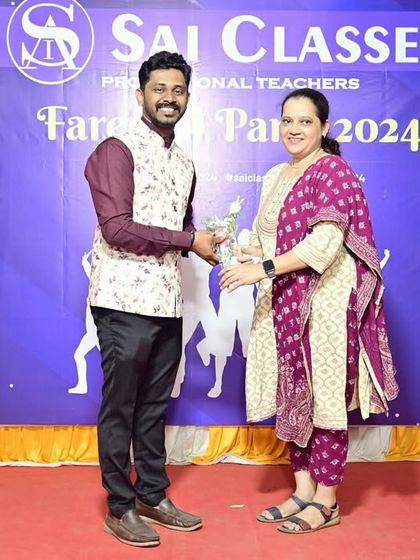Our teachers are our pillars of strength. Here, a faculty member is being thanked for her dedication and support during our 2024 farewell event.