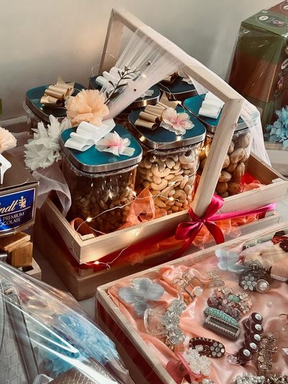 The Gift Cottage - Wedding Gifting & Favors Luxury Trousseau Packing photo 30