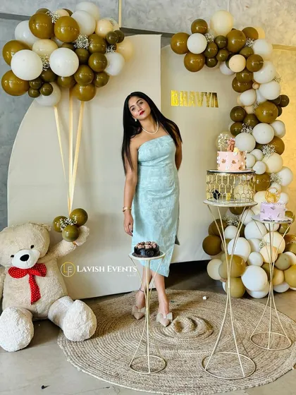 A full view of the adorable teddy bear boho birthday, complete with a giant teddy and custom stands.