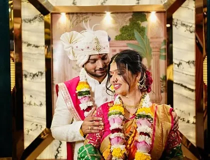 The way they look at each other says it all. I love capturing this magic by ensuring they both feel confident and look amazing.