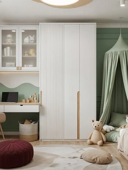 A mint-chocolate-inspired concept for a little explorer. Light green walls, crisp white details, and natural wood make the room feel fresh and connected to nature.
