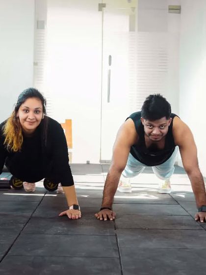 Raj Sachdeva - Pre-Wedding & Couple Photoshoots Urban & Themed Stories photo 9