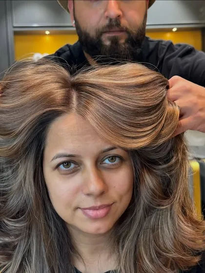 A front view of this stunning blonde balayage, showing how it brightens the face.