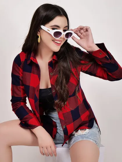 Adding sunglasses as a prop, this shot gives a cool, confident feel to the apparel, making it more relatable for the target audience.