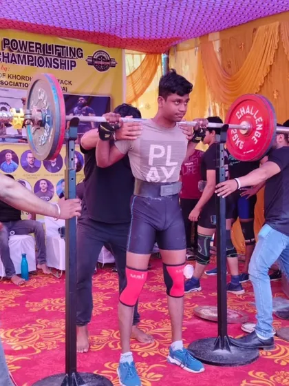The walkout of a competition squat. Confidence and a solid setup are half the battle.