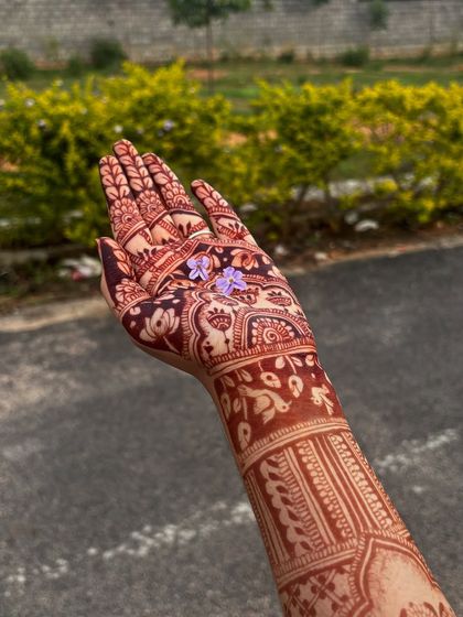 Lotus Mehendi Arts - Event Mehendi Services The Rich Henna Stain: Our Promise photo 3