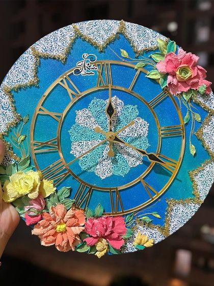 Jashn-e-Kala by Sakshi - Custom Russian Sculpture Decor Custom Wall Clocks photo 66