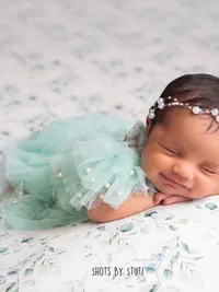 Maternity & Newborn Photography