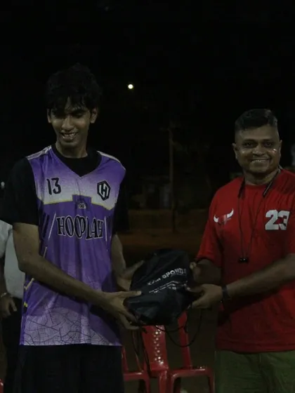 Amogh, recognized as the Promising Player in the men's division, receiving his award for his standout performance.