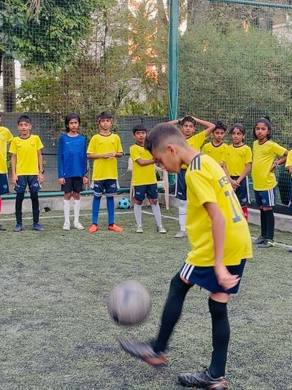 Elite Soccer School - Youth Football Coaching Programs Youth Development (Ages 6-10) photo 8