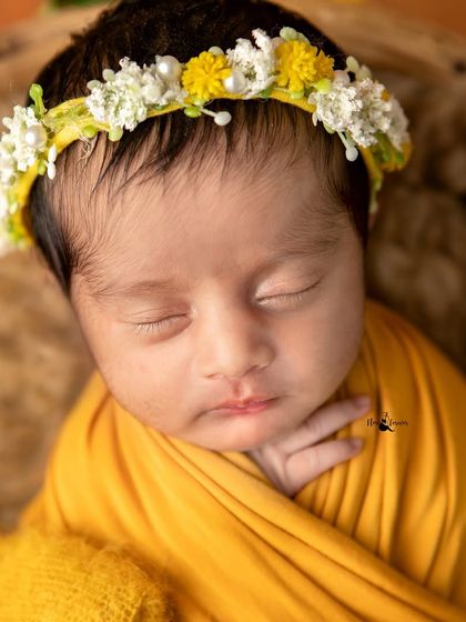 Newborn Portraits: The First Few Days photo 17