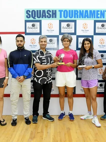 The full group of organizers and winners at the KhelManch and The Club squash tournament. A successful event made possible by great collaboration and community spirit.