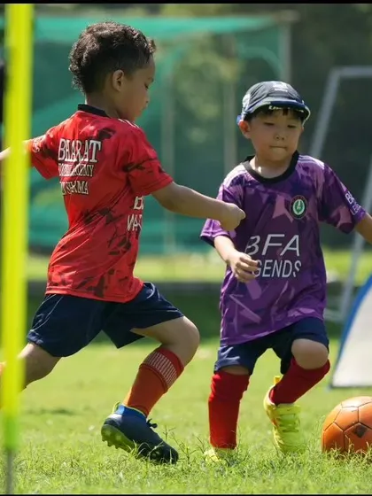 The BFA Super League for our Under 7 kids is all about learning and having fun. Here are two little champs in action.