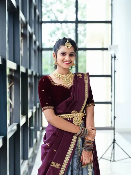 These images showcase various clients and models in simple, elegant sets perfect for attending weddings or family functions. I have a wide range of such pieces for rent.