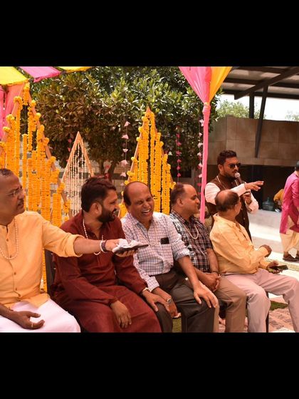 Emcee Pramod - Wedding Emcee & Host Vibrant Haldi & Mehendi Ceremonies photo 44