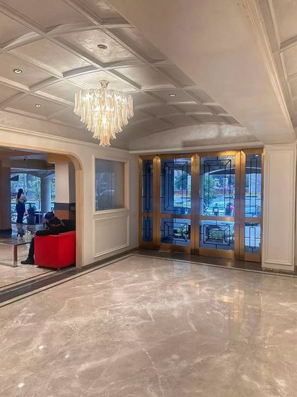 Grand Entrances & Lobbies photo 10