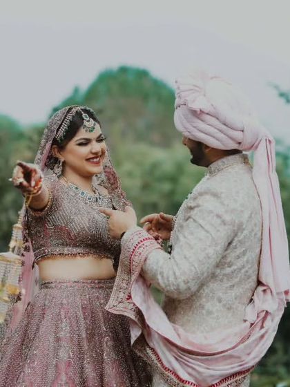 Raj Sachdeva - Pre-Wedding & Couple Photoshoots Himalayan Romance photo 6