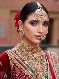 Bridal & Editorial Makeup Services