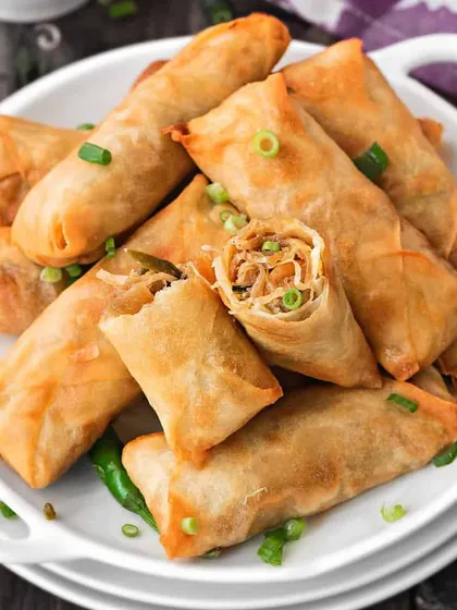 Crispy on the outside, flavourful on the inside. Our vegetable spring rolls are a hit with guests of all ages, served hot and fresh as part of our appetizer selection for parties and corporate gatherings.
