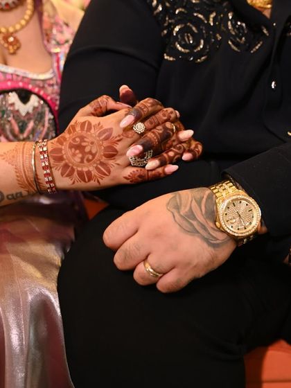 A beautiful shot of my client's Roka ceremony. Her elegant, neutral-toned nail extensions look so classy and perfect for this special moment.