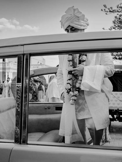 Destination Love Stories: Pre-Weddings Abroad photo 30