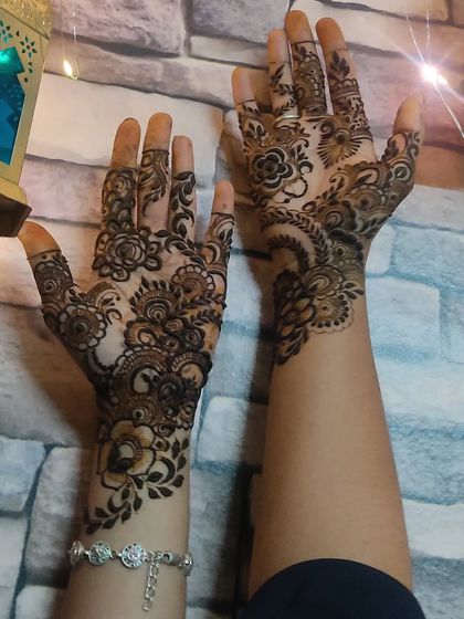 Shaikh Yasmeen - Wedding Party & Guest Mehendi Designs for Family & Bridesmaids photo 29